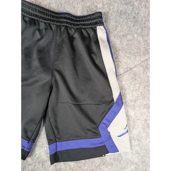Jordan | Nike | Black/Gray | Dri-FIT Basketball‎ Shorts | M - snag - Picture 3 of 10